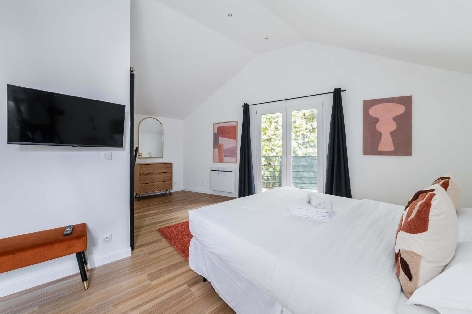 Villa Romainville Paris Pour 8 Personnes - Flat-Guest Zewnętrze zdjęcie